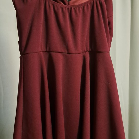 Romper - Picture 2 of 4